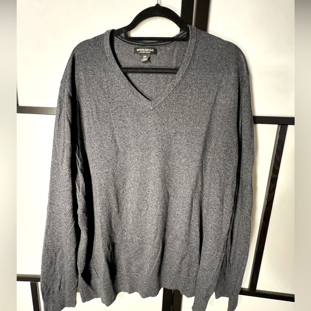Banana Republic Luxury Blend V Neck Sweater. Silk and cashmere blend.